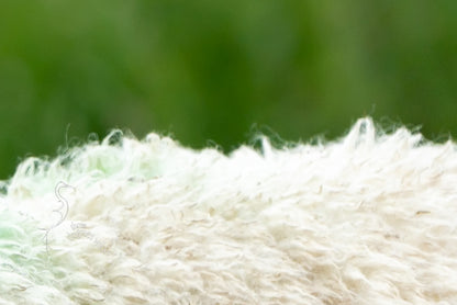 WHAT YEW LOOKING AT?